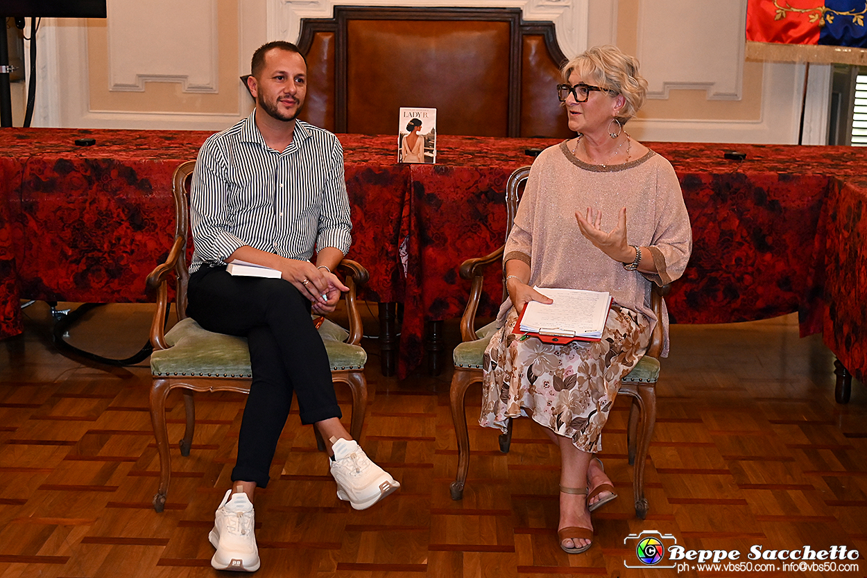 VBS_3359 - Presentazione libro 'Lady B.' di Leopoldo Aversente.jpg